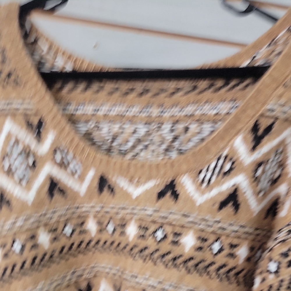 Aztec Patterned Scoop Neck Sweater - image 3